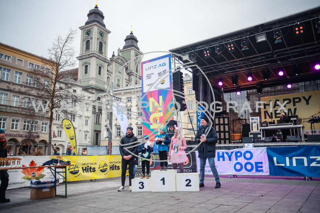 SILVESTERLAUF LINZ 25 | Linz, AUSTRIA, 31. Dezember 25, TRIRUN SILVESTERLAUF LINZ 25 , Image shows: 
Photo: WAPICS / BINDER Manuel