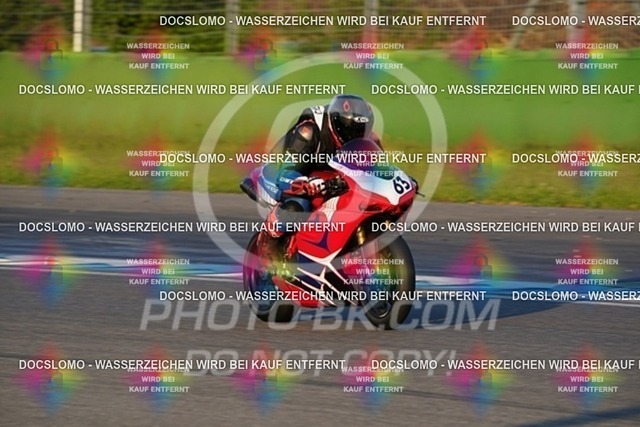 2022_05_09_PBK_19850 | Sportfotografie; SlowMotion; Video; Rennstrecke; Hafeneger; RSE; Speer; Trackday; Motorsportarena; Hockenheimring; Brno; Most; Barcelona; Valencia, Benny; Kaetzmer;