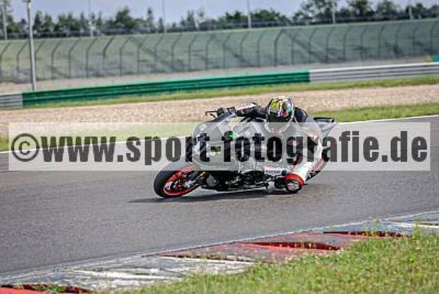 spof8201 | Professionelle Fotos von Sportveranstaltungen, aber auch Hochzeiten und anderen Events. - Realisiert mit Pictrs.com