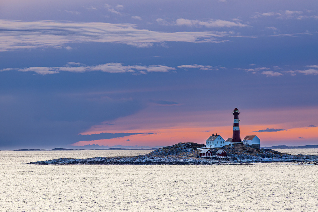 Blick auf den Leuchtturm Landegode Fyr in Norwegen | Blick auf den Leuchtturm Landegode Fyr in Norwegen.