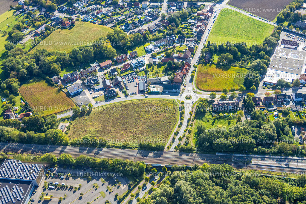 Hamm250901373 | Luftbild, Wohngebiet mit Kreisverkehr Vogelstraße, Frielicker Weg und Ahlener Straße, Wiesenflächen, Stadtbezirk Heessen, Hamm, Ruhrgebiet, Nordrhein-Westfalen, Deutschland