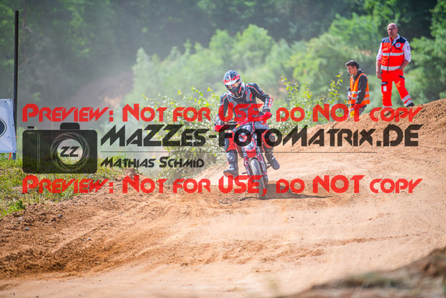 MaZZes_FotoMatrix_220529_6942 | Fotograf Mathias Schmid
Sportfotograf,
Eventfotograf,
Hochzeitsfotograf,
Portraitfotograf