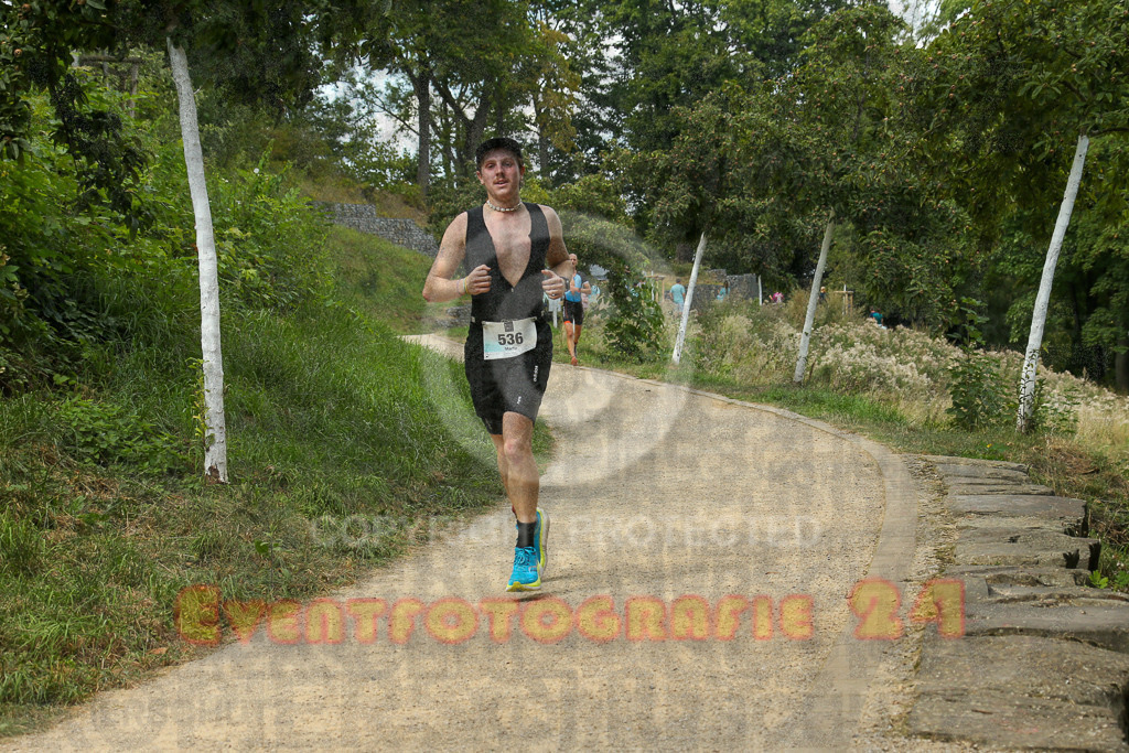 250824_1417_EX1_5722 | Sportfotografie im Rhein-Sieg Kreis, Köln, Bonn, NRW, Rheinland Pfalz, Hessen, etc. Unser Tätigkeitsfeld umfasst den Laufsport vom Volkslauf über den Marathon, Duathlon, Triathon bis zum Ultralauf wie Kölnpfad Ultra oder Schindertrail.