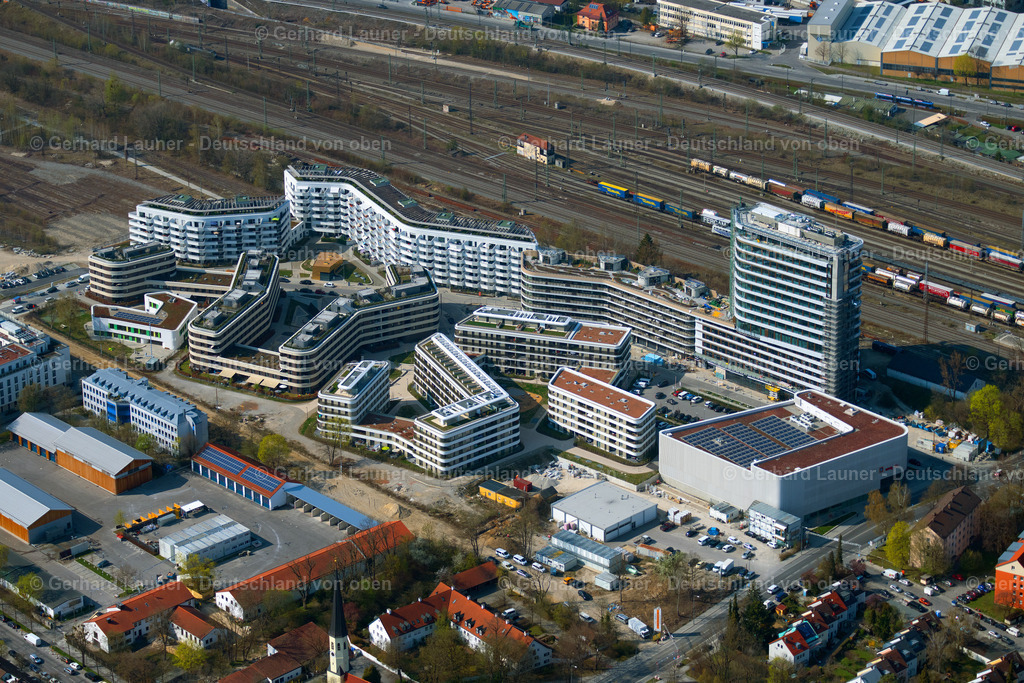 4022399 | Moderne Wohn-und Bürogebäude an der Herrmann-Weinhauserstrasse, Berg am Laim, München