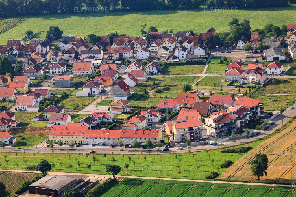 Luftbild: Am Höhenweg in Kandel im Bundesland Rheinland-Pfalz in Deutschland. Foto: IMG_50955.jpg vom 04.07.2012 durch Werner Riehm/FLY-FOTO.de
