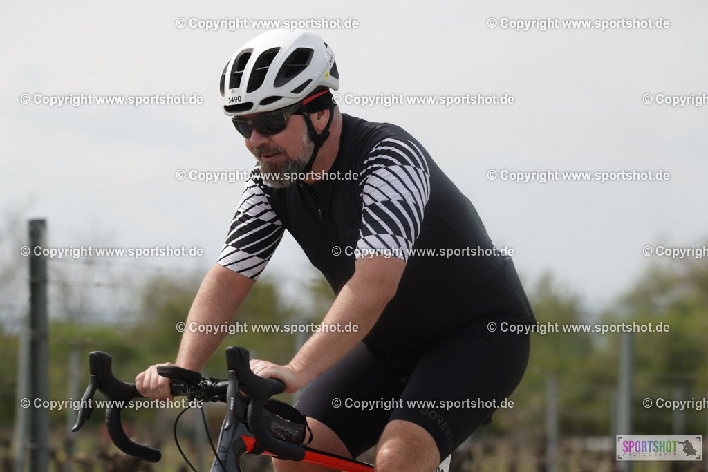 368A5207 | Neusiedlersee Radmarathon 2026@sportshot_your_pictrs #yourpictures#roadtowm2029 #nrm #neusiedlerseeradmarathon #neusiedlersee #neusiedlerseetourismus #burgenland #mörbisch #nrm26 #burgenlandtourismus #voglundco #poweredbyburgenlandtourismus #radsport #rad #marathon #ucigranfondo #visitburgenland #ucigranfondoworldseries