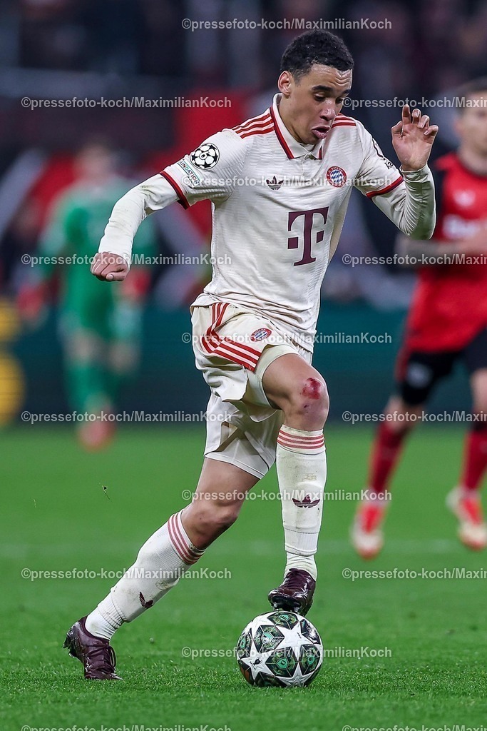 UCL11032502480 | 11.03.2025, Fußball, UEFA Champions League, Bayer 04 Leverkusen - FC Bayern München, Achtelfinale Rückspiel, BayArena, Saison 2024 2025: Jamal Musiala (FC Bayern #42)DFB regulations prohibit any use of photographs as image sequences and or quasi-video.
