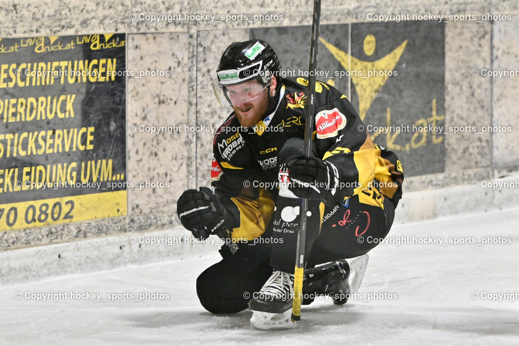 EC MET PHOTOVOLTAIK HORNETS SPITTAL vs. EV ZELTWEG MURTAL LIONS | Jubel #12 Glavic Gasper EC Hornets Spittal, EC MET PHOTOVOLTAIK HORNETS SPITTAL vs. EV ZELTWEG MURTAL LIONS, EC MET PHOTOVOLTAIK HORNETS SPITTAL vs. EV ZELTWEG MURTAL LIONS am 08.02.2026 in Spittal an der Drau (Eissportzentrum Spittal), Austria, (Photo by Bernd Stefan)
