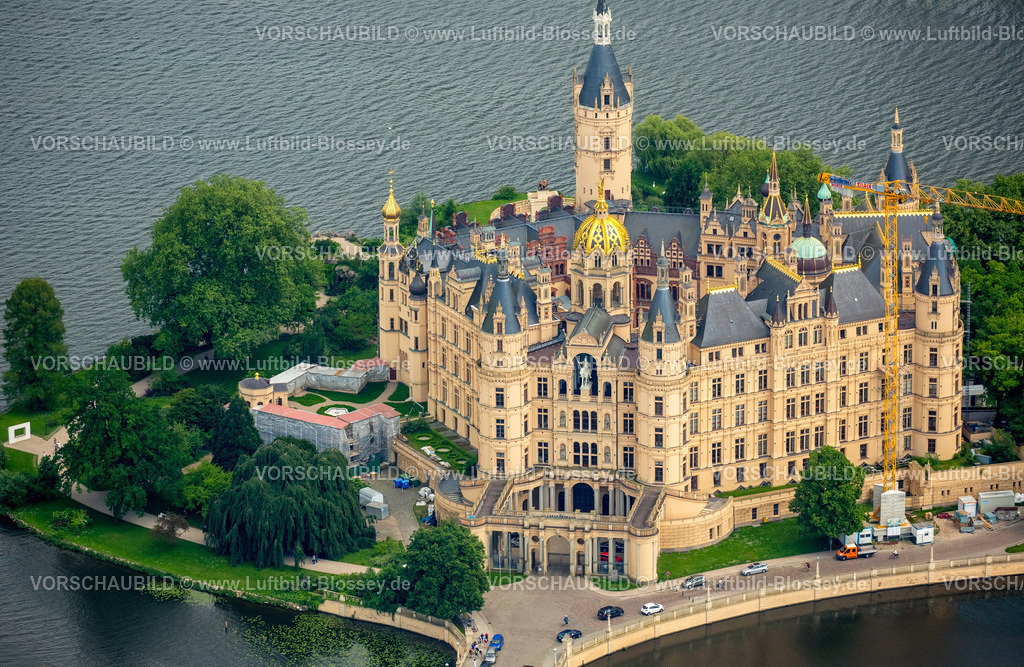 Schwerin16060164 | Schloss Schwerin, Burggarten, Burgsee,  Schweriner See, Schwerin, Mecklenburg-Vorpommern, Deutschland