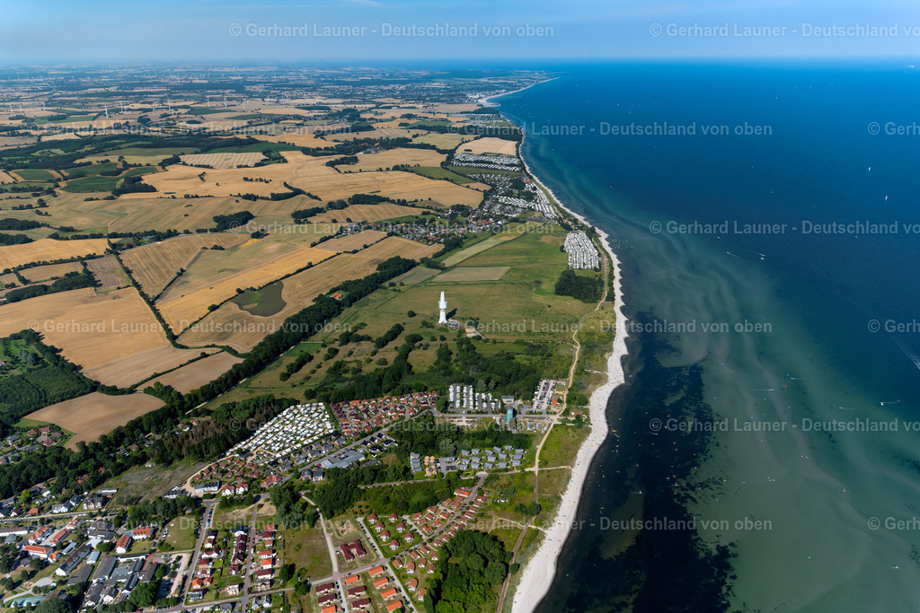 4038066 | Ostseeküste zw. Pelzerhagen u. Grömitz 07.08.2020  Meeres-Küste der Ostsee bei Pelzerhaken im Bundesland Schleswig-Holstein. // Townscape on the seacoast of Baltic Sea in Pelzerhaken in the state Schleswig-Holstein. Foto: Gerhard Launer
