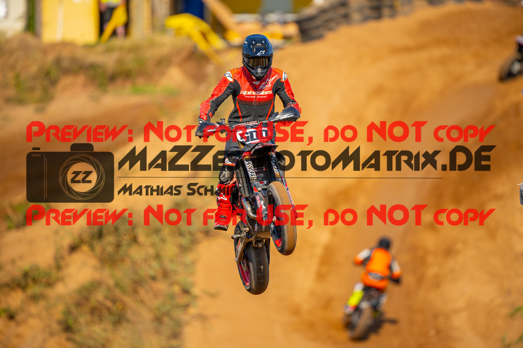 MaZZes-Fotomatrix-20260815-601915 | S2