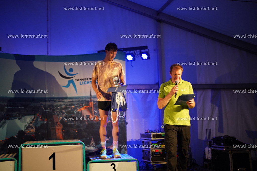 FSC00369 | Lichterlauf  - Realisiert mit Pictrs.com