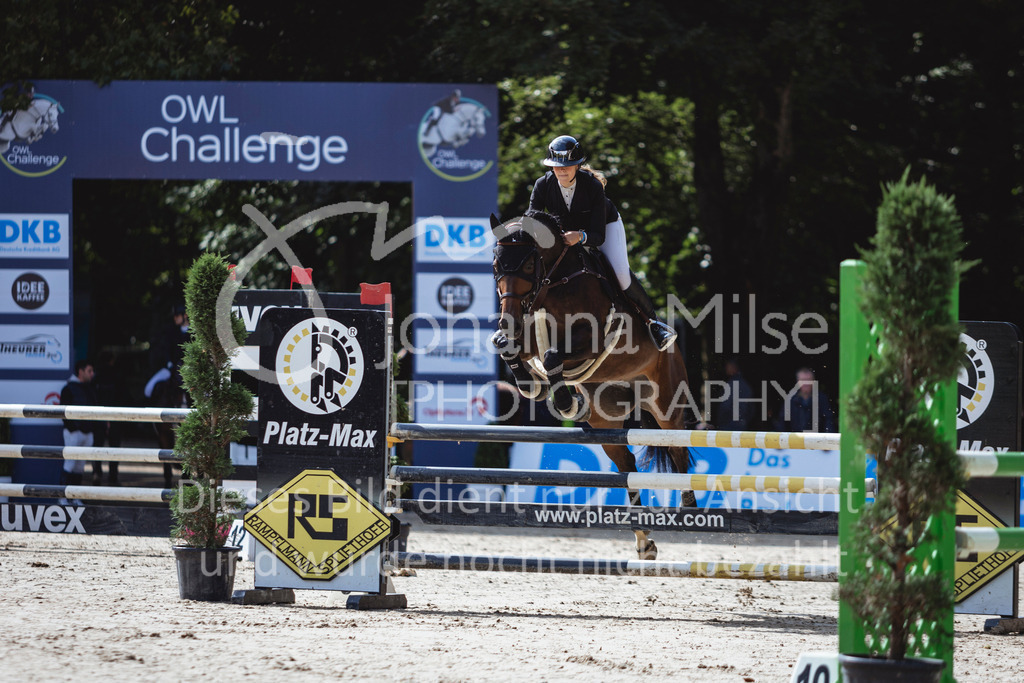 240914_OWLCh_AmateurS-412 | Deine schönsten Turniermomente als professionelle Fotos! Entdecke hochwertige Pferdesport-Fotografie im Online-Shop. Jetzt Fotos finden & bestellen!