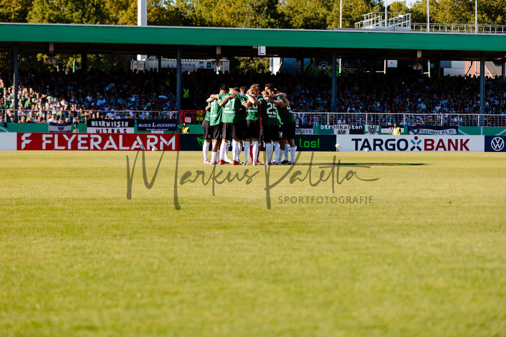 DFB-Pokal 2025/2026, 1. Runde: SC Preußen Münster - Hertha BSC Berlin | Münster, 18.08.2025: DFB-Pokal 2025/2026, 1. Runde, SC Preußen Münster gegen Hertha BSC Berlin im LVM-Preußenstadion in Münster.(Foto: sportfotografie.ms | Markus Paletta) - Realisiert mit Pictrs.com