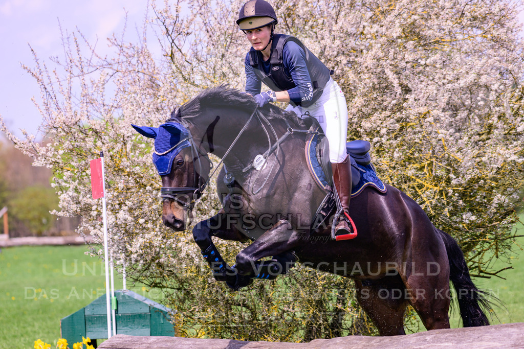 18042026-Gernlinden-01-2-0159 | Fokus Hufschlag Fotografie - Realisiert mit Pictrs.com