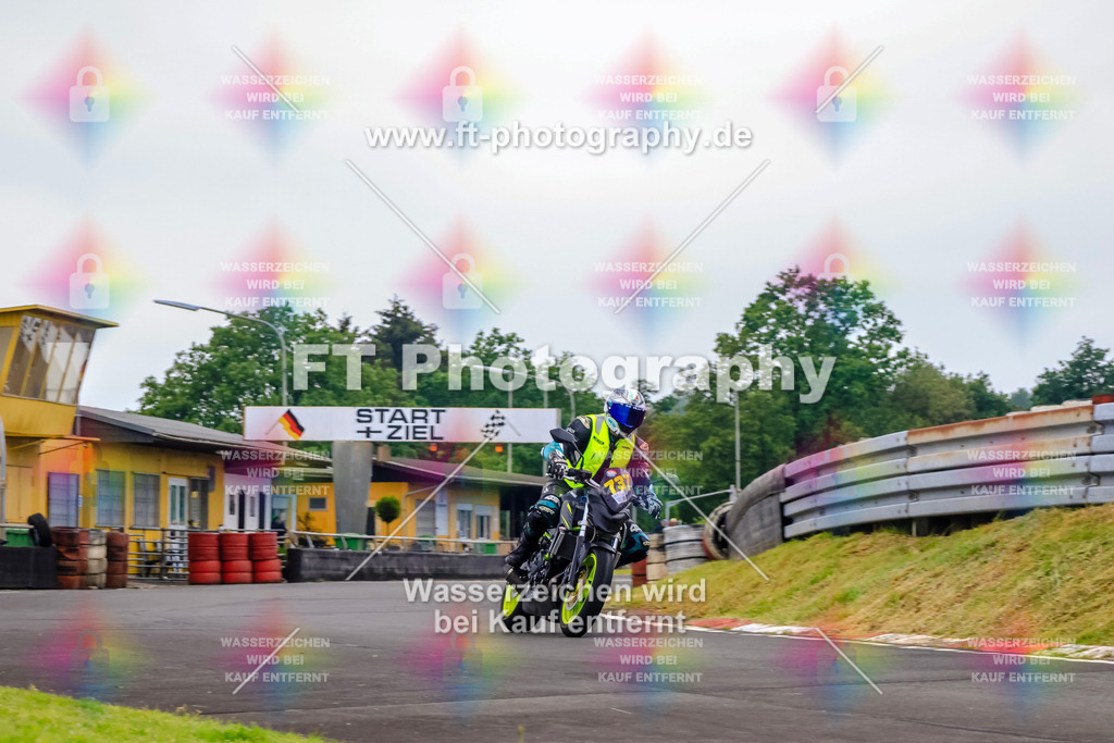 OBK-5800 | Hier findet Ihr Bilder von Touristenfahrten auf der Nürburgring Nordschleife oder von anderen Veranstaltungen die ich besucht habe. Viel Spass beim Durch Schauen 