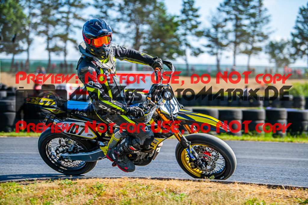 MaZZes_FotoMatrix_220529_6441 | Fotograf Mathias Schmid
Sportfotograf,
Eventfotograf,
Hochzeitsfotograf,
Portraitfotograf