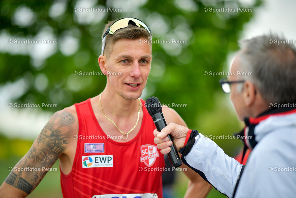 2024_DM Gehen_67 | Deutsche Meisterschaften Straßengehen am 28.04.2024 in Kelsterbach - Realisiert mit Pictrs.com