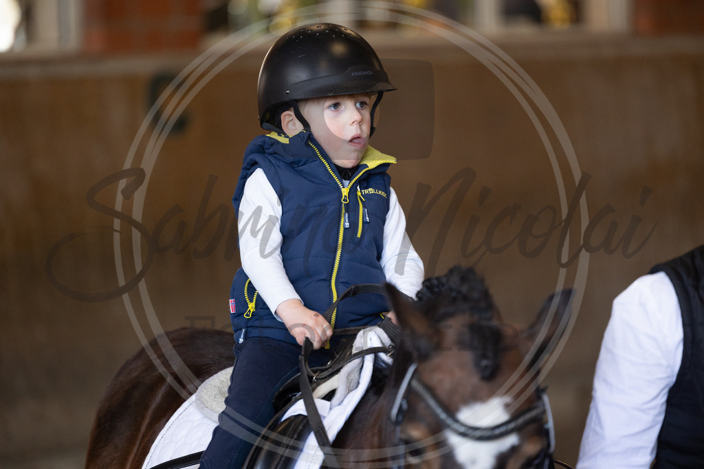 994A9502 | sabrinanicolaifotografie - Realisiert mit Pictrs.com