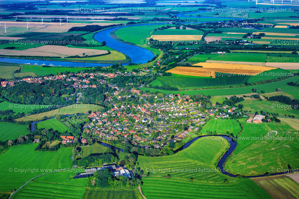 Neuhaus_An_der_Oste_ELS_8509280824 | NEUHAUS (OSTE) 28.08.2024 Ortschaft an den Fluss- Uferbereichen der Oste in Neuhaus (Oste) im Bundesland Niedersachsen, Deutschland. // Town on the banks of the river of Oste in Neuhaus (Oste) in the state Lower Saxony, Germany. Foto: Martin Elsen