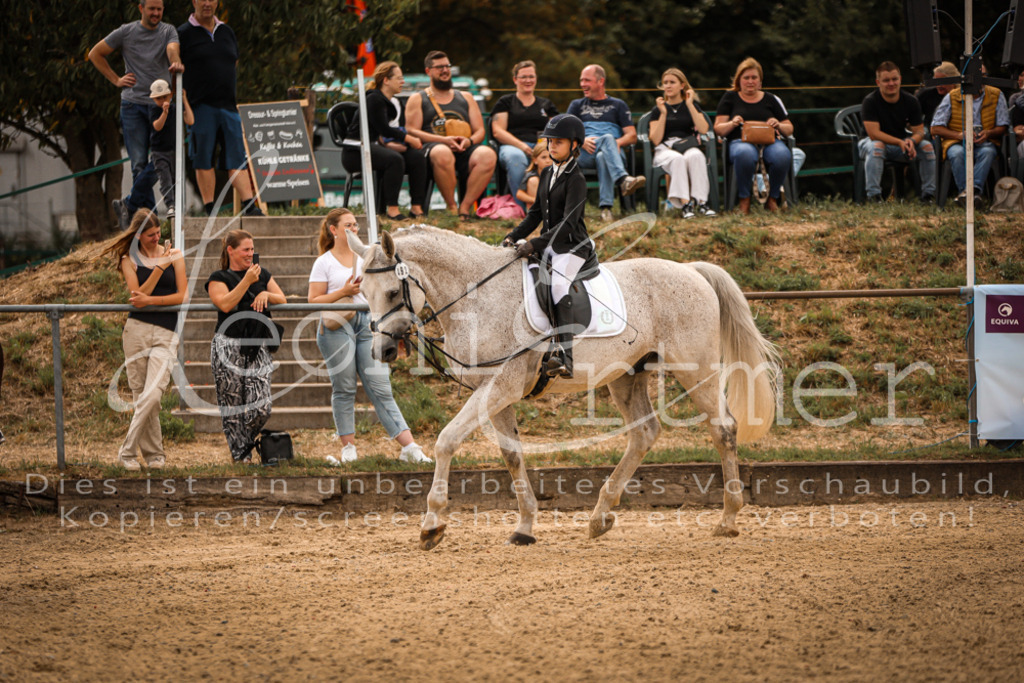 02.SoRWB00060 | Leoni Ertmer Photography - Realisiert mit Pictrs.com