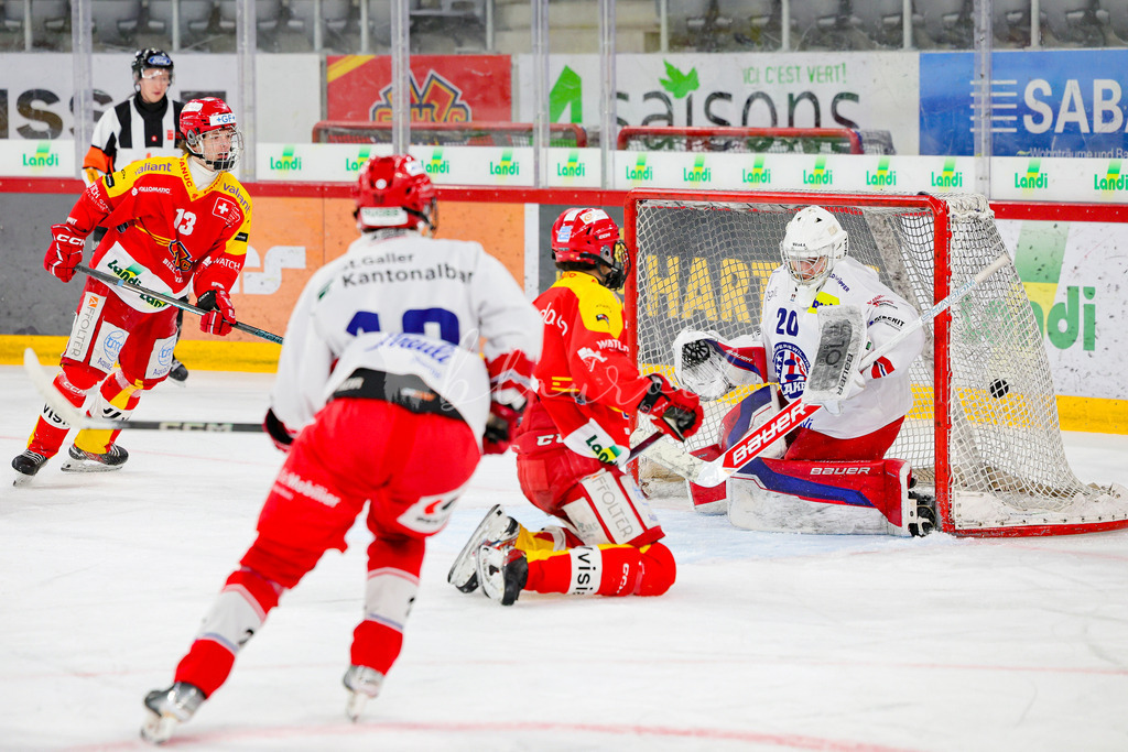 0316_WB_EHCB vs SCRJL_0658 | Sportbilder, Sportfotograf, Hochzeits- und Eventfotografin, Flugshows, Portraits und Tiershooting, Aviation, Downhill, Nationalleague, Swissleague, International