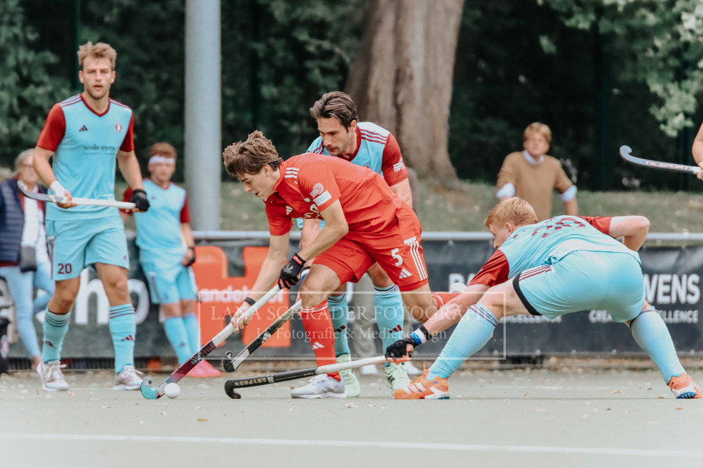 Herren_Bundesliga_02_F_RWK-UHC_21.09.25_Köln (374 von 471) | lanaschraderfotografie - Realisiert mit Pictrs.com