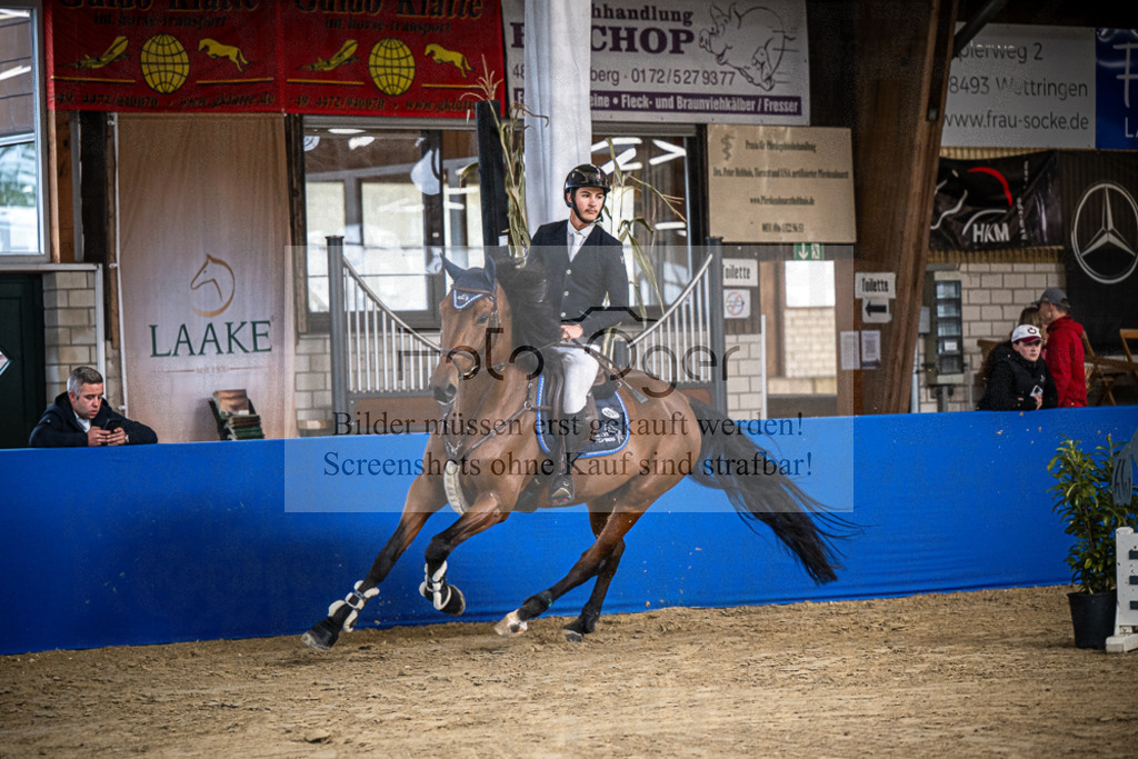 DOS_0154 | Entdecke hochwertige Reitturnierfotos von Foto Oger. Professionell, emotional und authentisch – jetzt Lieblingsmomente im Shop bestellen.Deutschlandweite Turnierfotografie. - Realisiert mit Pictrs.com