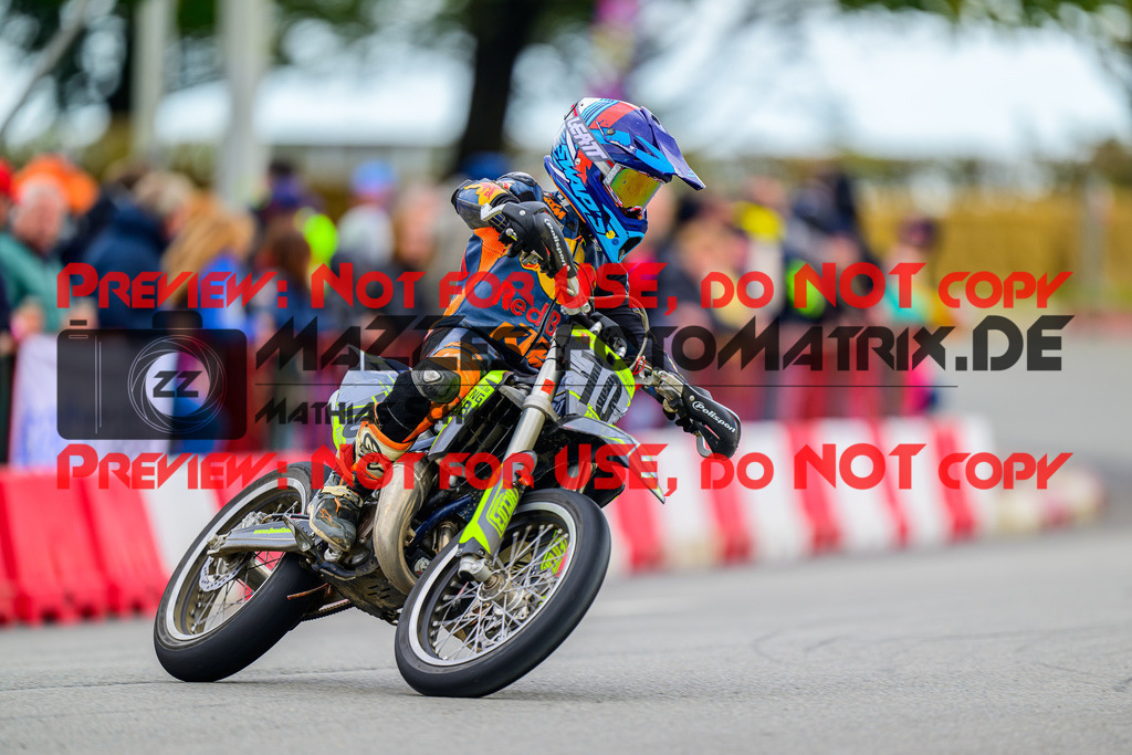 MaZZes_Fotomatrix_20241006_6007705_0152 | JUNIOR