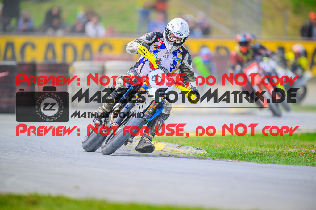 MaZZes_Fotomatrix_20250503_6007705_8357 | UE40