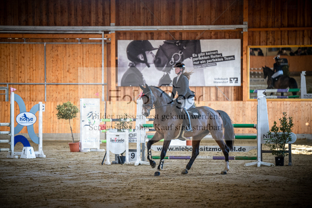 DOS_0448 | Entdecke hochwertige Reitturnierfotos von Foto Oger. Professionell, emotional und authentisch – jetzt Lieblingsmomente im Shop bestellen.Deutschlandweite Turnierfotografie. - Realisiert mit Pictrs.com