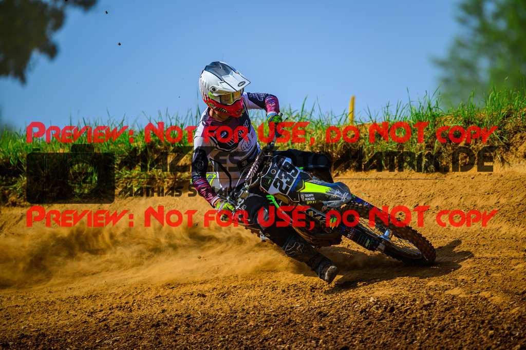 MaZZes_Fotomatrix_20250614_6007705_4403 | MX1