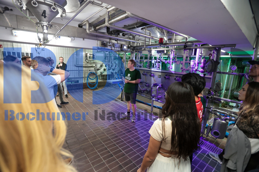 SES_MOFBHF20250712-9 | bond - Realisiert mit Pictrs.com