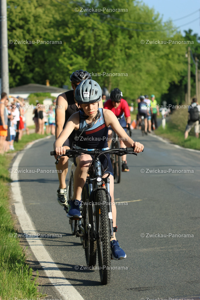 Tag 1 Rad Klein-087 | Urban. Natur. Panorama. Luftbild. 
Der Bildershop für aufregende Perspektiven!
Für Deko, Wandbild und Kalender!
Wir bringen LED-Bilder zum Leuchten!
