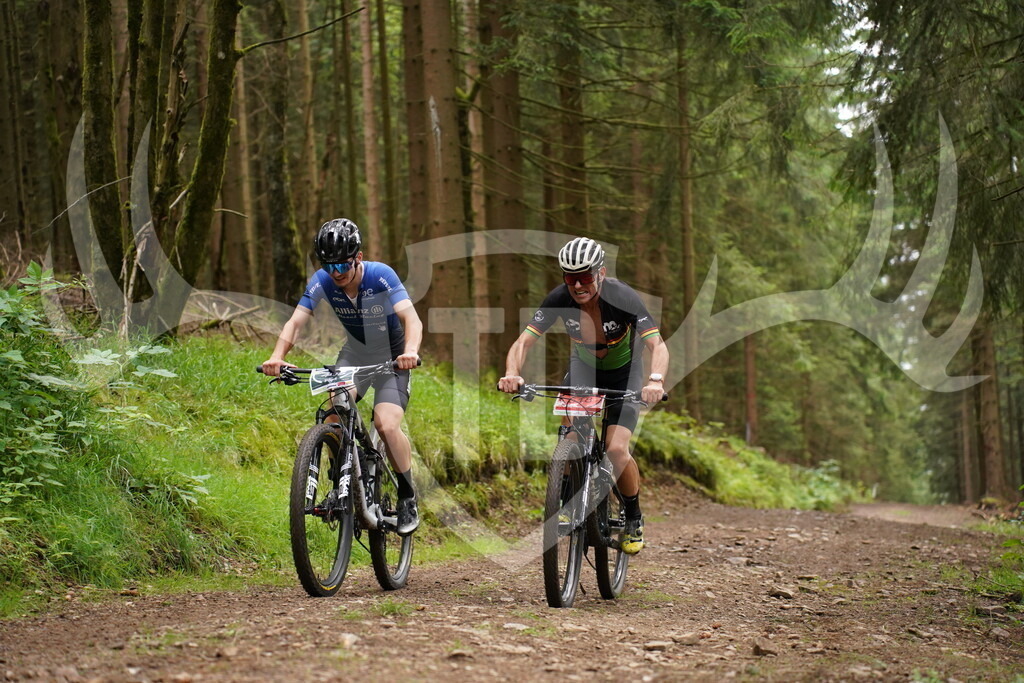 DSC04141 | Fotogalerie der Treibjagd im Dunkelwald - Dein MTB Etappenrennen im Erzgebirge - Realisiert mit Pictrs.com