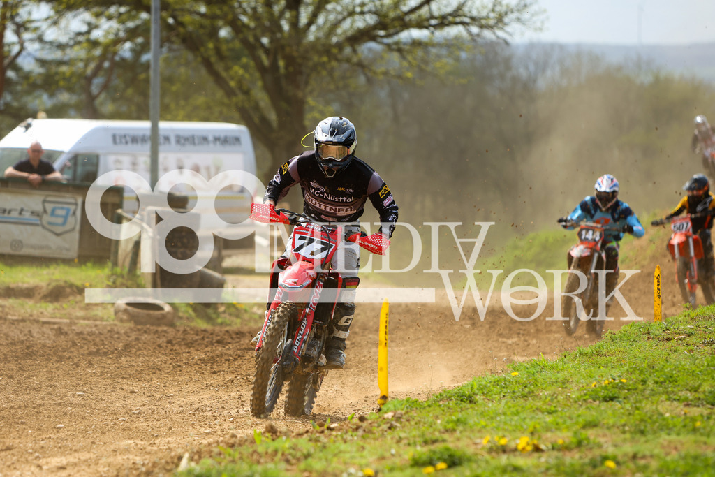 5E6A0704 | 989 MEDIAWORK