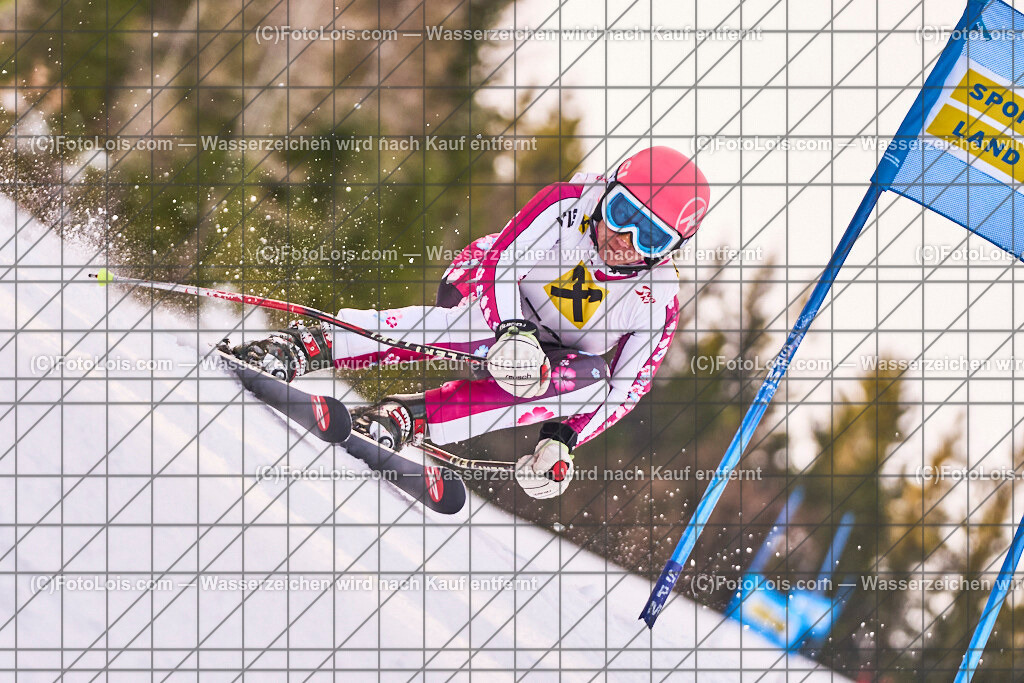 ALP0823_MastersCup-RTL-II_LKHF_Stickler Martina | NÖ Raiffeisen MastersCup, Jugend - Damen - Herren, Riesentorlauf-Rennen 2 auf der Fuchswaldpiste in Lackenhof am Ötscher, durchführender Verein: Schiklub Lackenhof, So 9. Februar 2025.