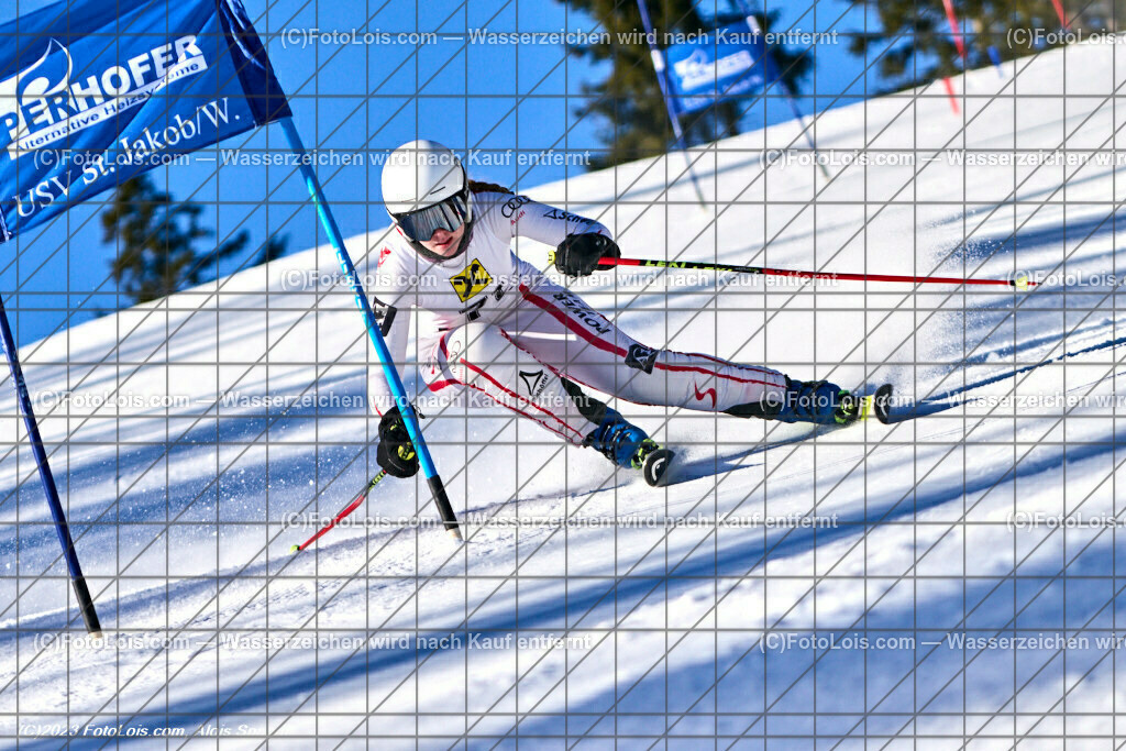 ALP8170_JOGLLAND-CUP-RTL_St-Jakob-Walde_Feiner Carolina | (C)FotoLois.com, Alois Spandl. Raiffeisen-Liebmarkt Sport 2000 Autohaus Felber-Fischer Jogllandcup, Skibezirk 7 - Joglland, Sa 20. Januar 2024.