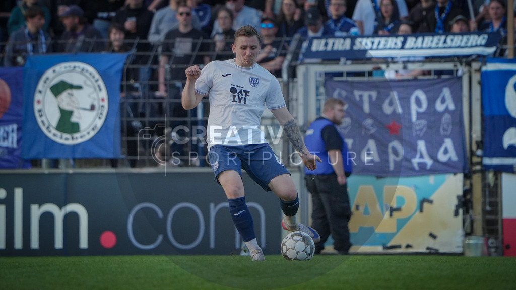 Fußball, Herren, Saison 2025/2026, Regionalliga Nordost, 30. Spieltag, FSV 63 Luckenwalde vs. SV Babelsberg 03, Freitag 17.04.2026, Karl-Liebknecht-Stadion Potsdam | Fußball, Herren, Saison 2025/2026, Regionalliga Nordost, 30. Spieltag, FSV 63 Luckenwalde vs. SV Babelsberg 03, Freitag 17.04.2026, Karl-Liebknecht-Stadion Potsdam, Im Bild: Nils Schätzle (Babelsberg) - Realisiert mit Pictrs.com