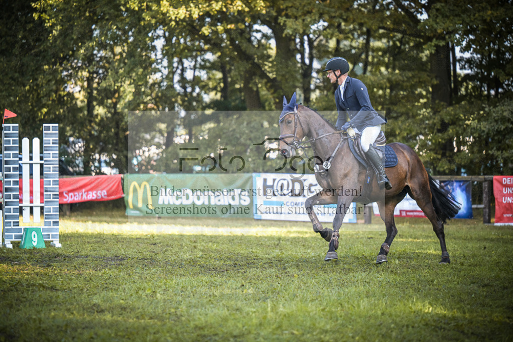 DOS_1043 | Entdecke hochwertige Reitturnierfotos von Foto Oger. Professionell, emotional und authentisch – jetzt Lieblingsmomente im Shop bestellen.Deutschlandweite Turnierfotografie. - Realisiert mit Pictrs.com