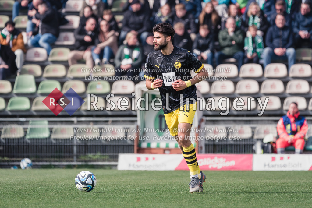 RS-1-043495 | Antonios Papadopoulos (#18, BVB)