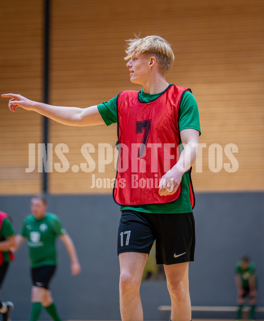 Sportler gegen Hunger I 3. Herren TuS Lutten I 1262 | jns.sportfotos - Realisiert mit Pictrs.com