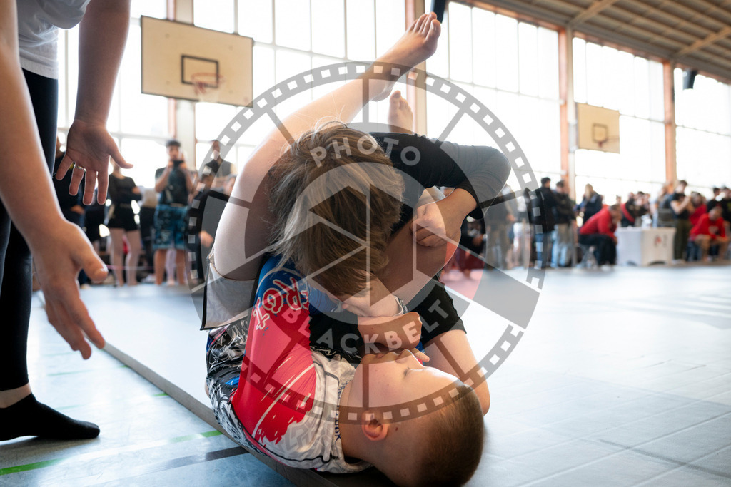 20240309PBB4777 | Fighters compete during the International Luta Livre (ILLCS) Spring Championship in Hannover, Germany, on March 9, 2024.