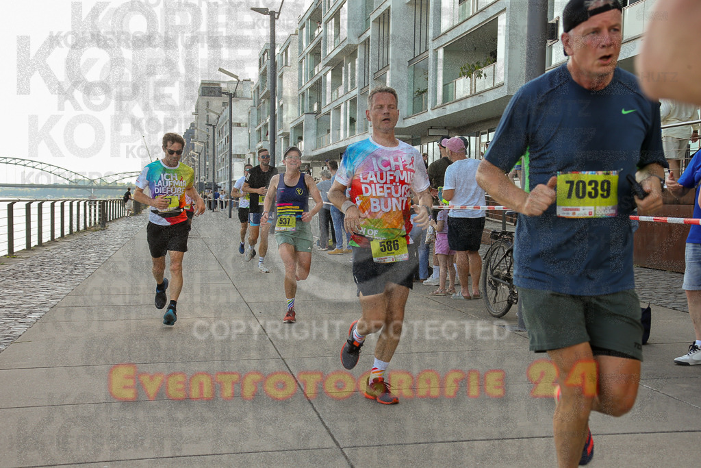 250920_1447_EX1_7532 | Sportfotografie im Rhein-Sieg Kreis, Köln, Bonn, NRW, Rheinland Pfalz, Hessen, etc. Unser Tätigkeitsfeld umfasst den Laufsport vom Volkslauf über den Marathon, Duathlon, Triathon bis zum Ultralauf wie Kölnpfad Ultra oder Schindertrail.