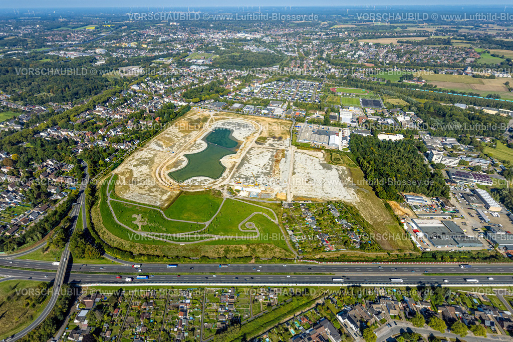 Recklinghausen250902252ehemTrabrennbahn | Luftbild der ehemaligen Trabrennbahn Recklinghausen, an der Autobahn A2, mit nördlicher Tangente der Blitzkuhlenstraße, König-Ludwig, Recklinghausen, Ruhrgebiet, Nordrhein-Westfalen, Deutschland