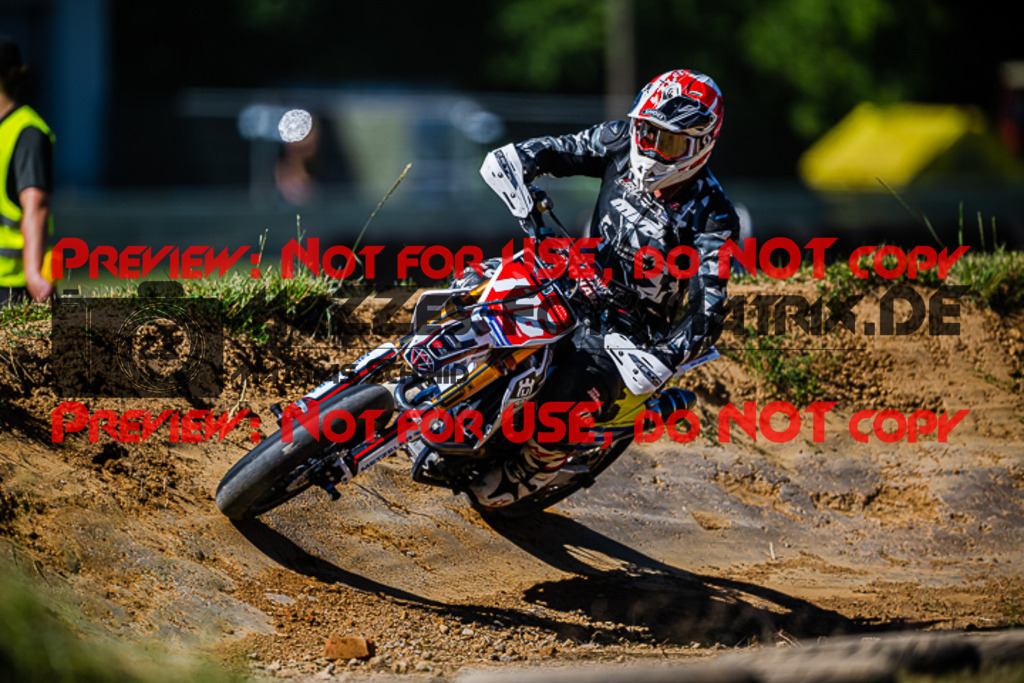 MaZZes_FotoMatrix_220702_4804 | S1