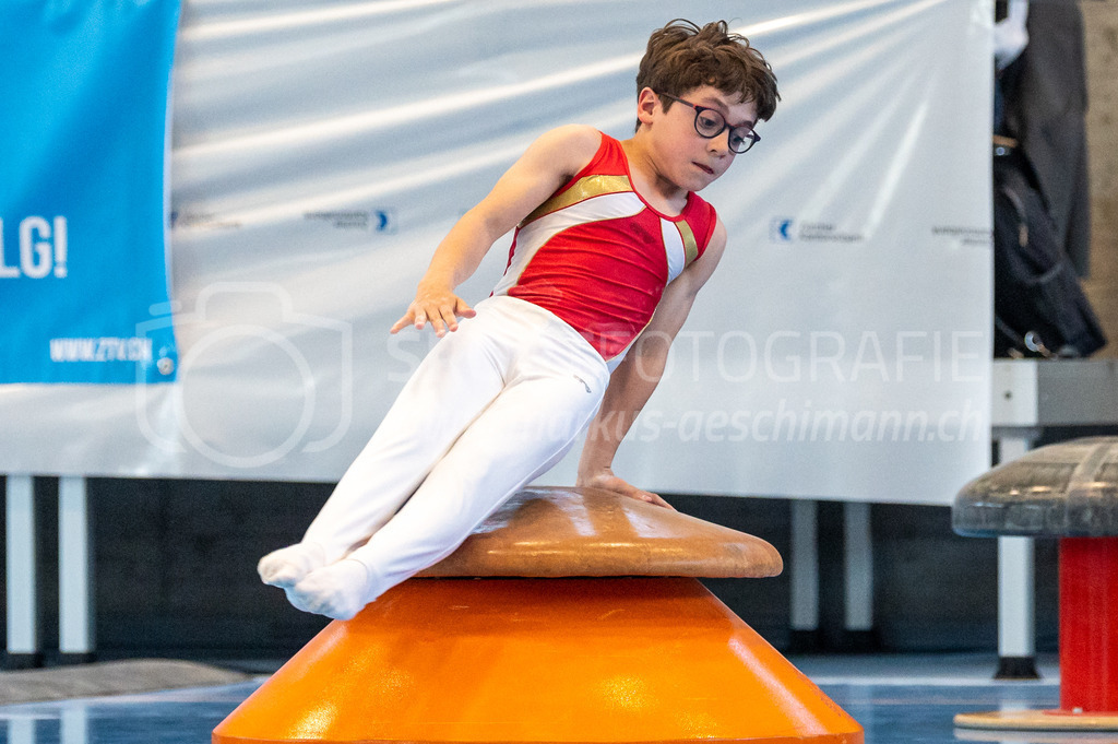 104. Zürcher Kunstturnertage Neftenbach - 15. May 2022 | 104. Zürcher Kunstturnertage Neftenbach
Turnhalle Ebni, Neftenbach
Programm 1 (P1)
Bild: Sportfotografie Markus Aeschimann | www.markus-aeschimann.ch - Realisiert mit Pictrs.com