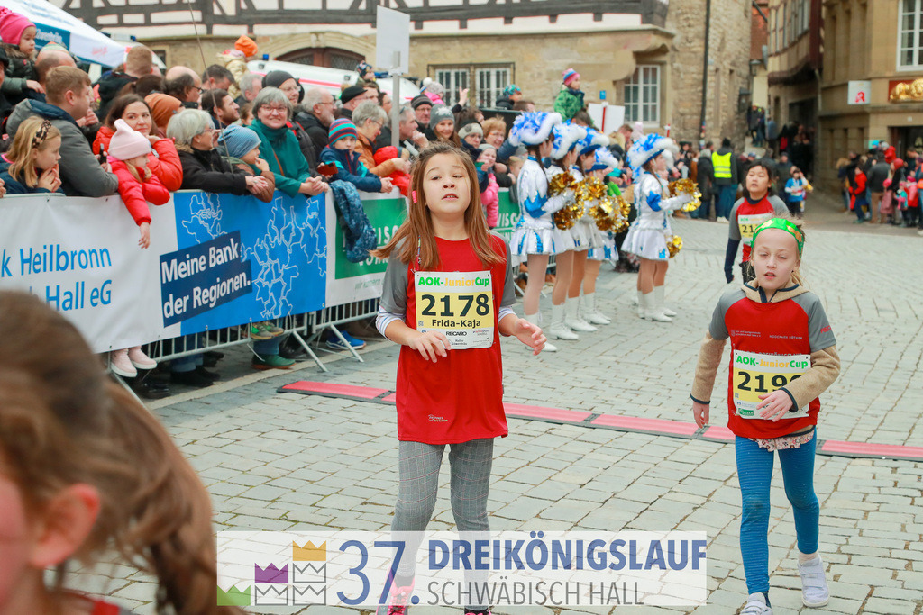 AOK JuniorCup 400m | 3Koenigslauf 2023 - Realisiert mit Pictrs.com