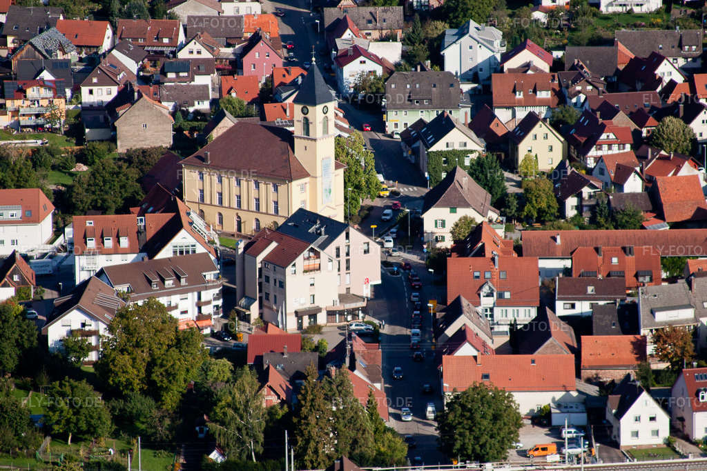 Luftbild: Langensteinbach, Hauptstr im Ortsteil Langensteinbach in Karlsbad im Bundesland Baden-Württemberg in Deutschland. Foto: IMG_45295.jpg vom 21.09.2011 durch Werner Riehm/FLY-FOTO.de