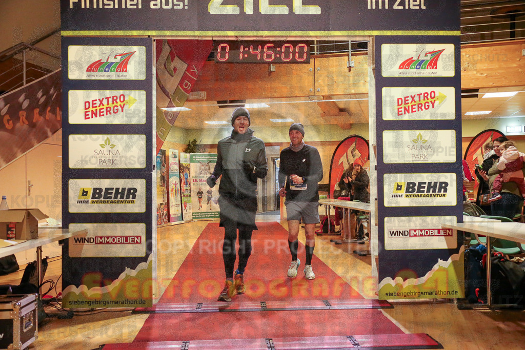 241208_1111_EX1_4484 | Sportfotografie im Rhein-Sieg Kreis, Köln, Bonn, NRW, Rheinland Pfalz, Hessen, etc. Unser Tätigkeitsfeld umfasst den Laufsport vom Volkslauf über den Marathon, Duathlon, Triathon bis zum Ultralauf wie Kölnpfad Ultra oder Schindertrail.